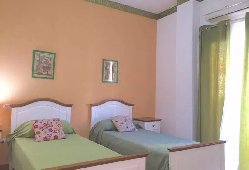 Iris Holiday Apartment