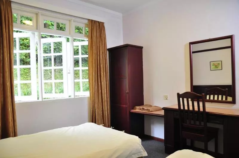 Parkland Apartment