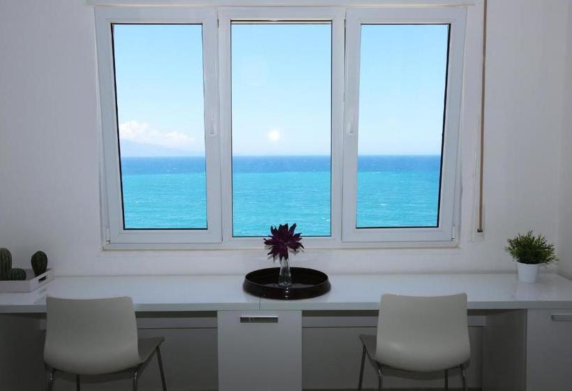 White Residence Luxury Apartments