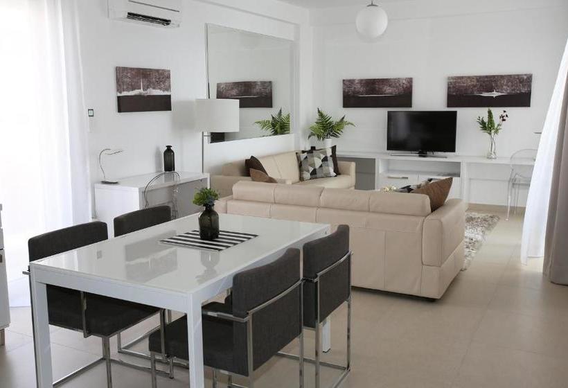 White Residence Luxury Apartments