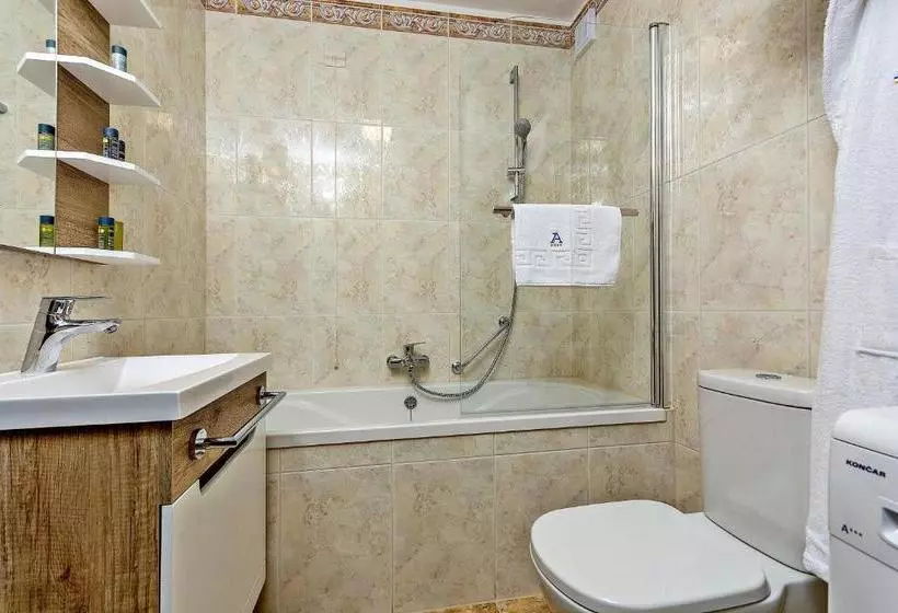 Aparthotel Adeo