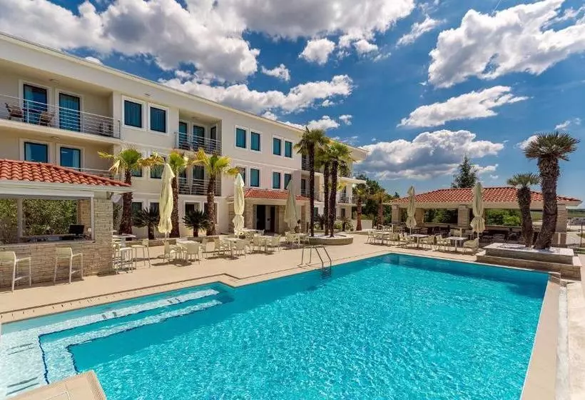 Aparthotel Adeo