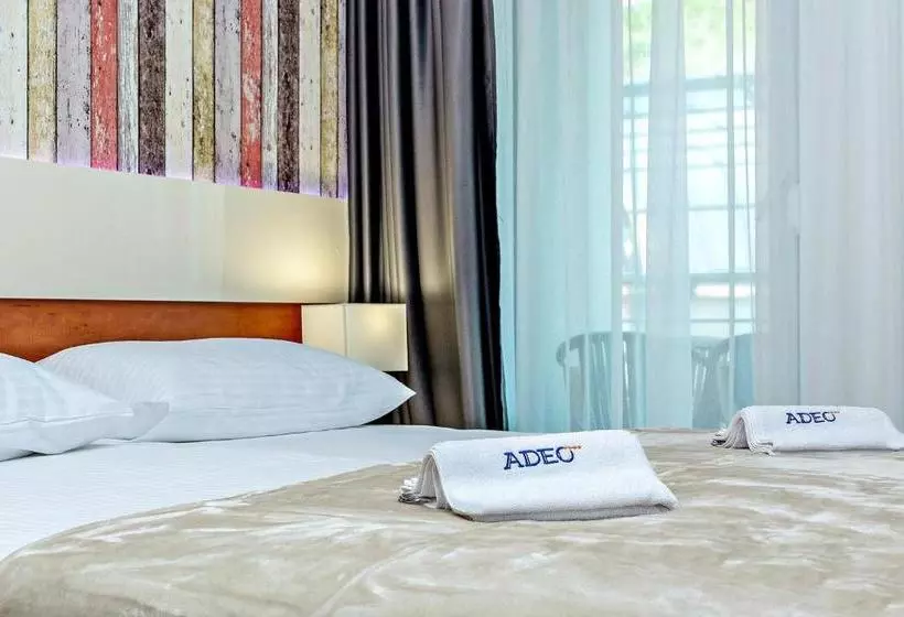 Aparthotel Adeo