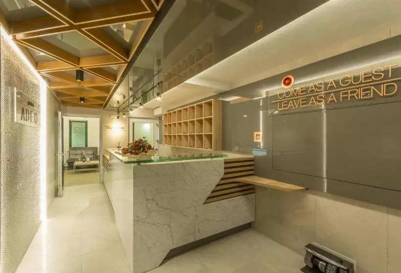 Aparthotel Adeo