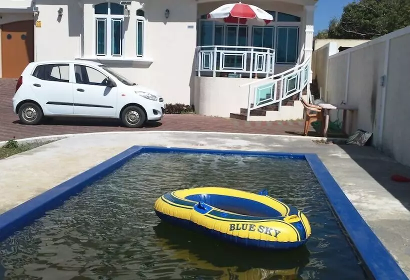 تختخواب و صبحانه Luxor Residence Guesthouse