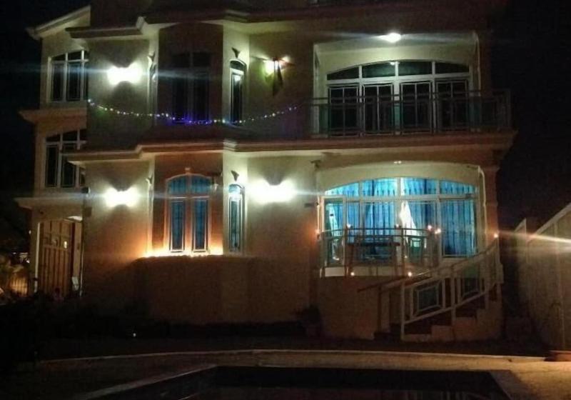 تختخواب و صبحانه Luxor Residence Guesthouse