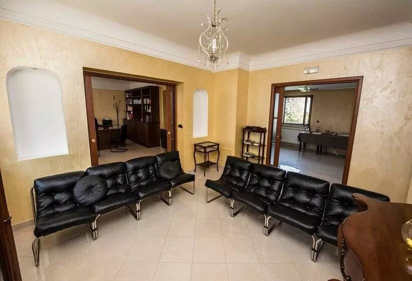 Aamiaismajoitus (B&B) Residenza Prestige Tropea