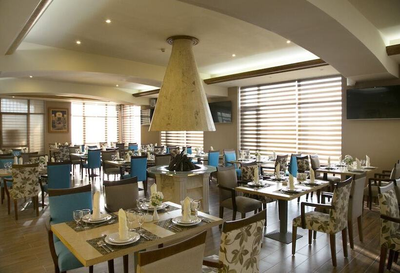 Hotel Bzommar Palace