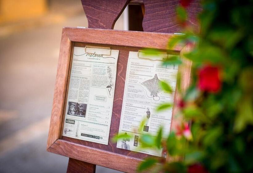 هتل Ti Central Maria