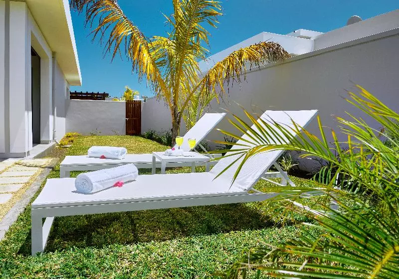 هتل Corail Bleu Private Pool & Garden Villas By Lov