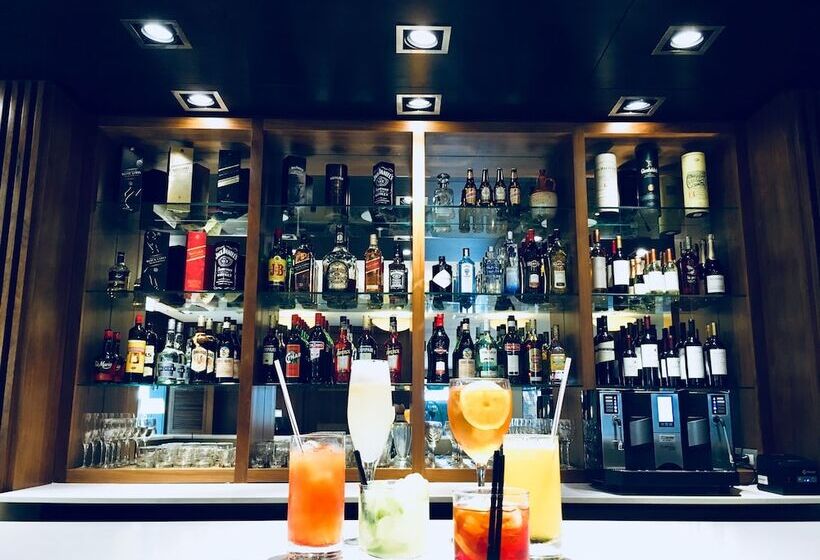 酒店 Metropolitano Supara