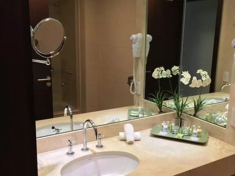 Hotelli Metropolitano Supara