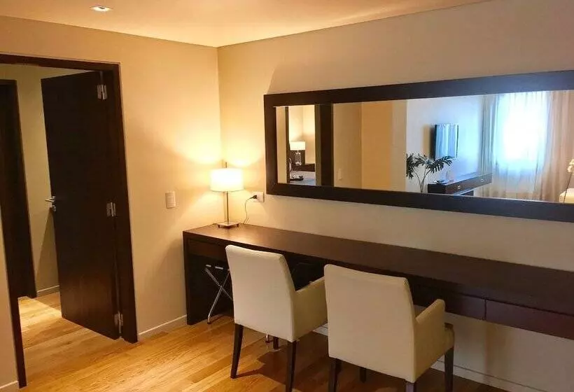 Hotelli Metropolitano Supara