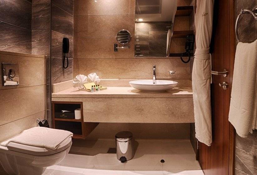 Rose Park Hotel   Al Barsha, Opposite Metro Station