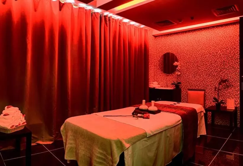Rose Park Hotel   Al Barsha, Opposite Metro Station
