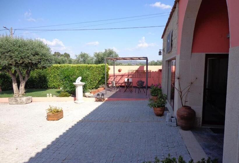 בית מלון כפרי Kazas Do Serado