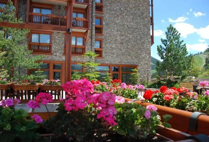 Sport Hotel Village