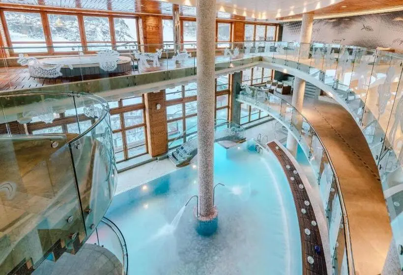 Sport Hotel Village