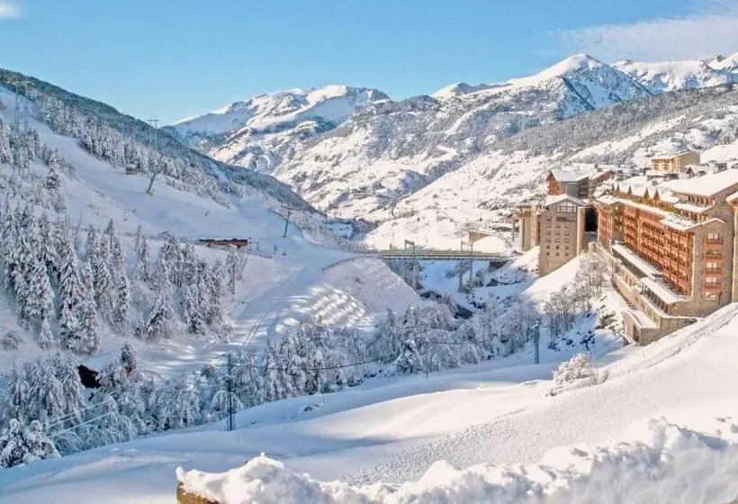 Sport Hotel Village