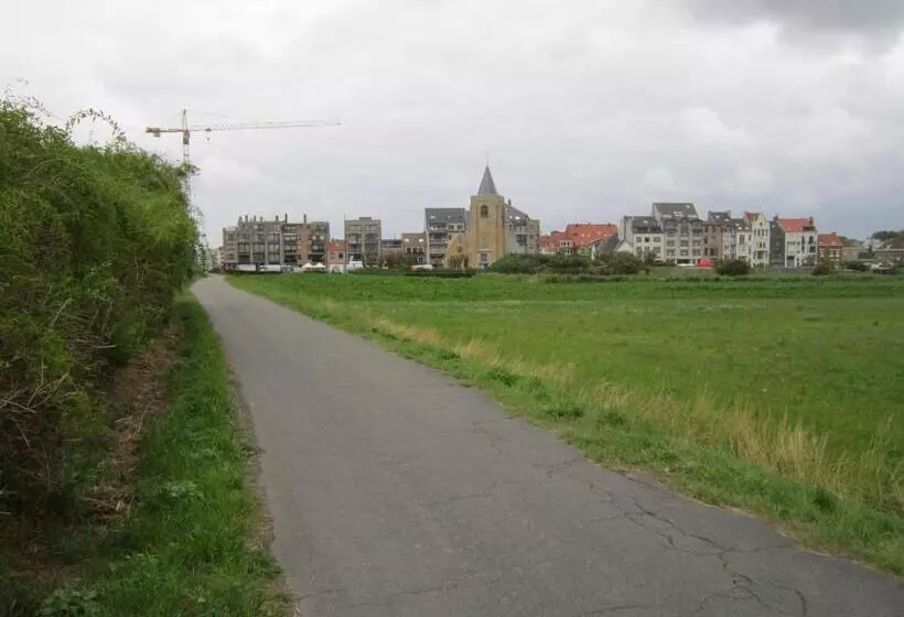 ホテル Duinekeuntje