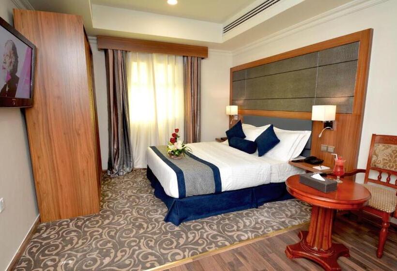 فندق Grandeur East