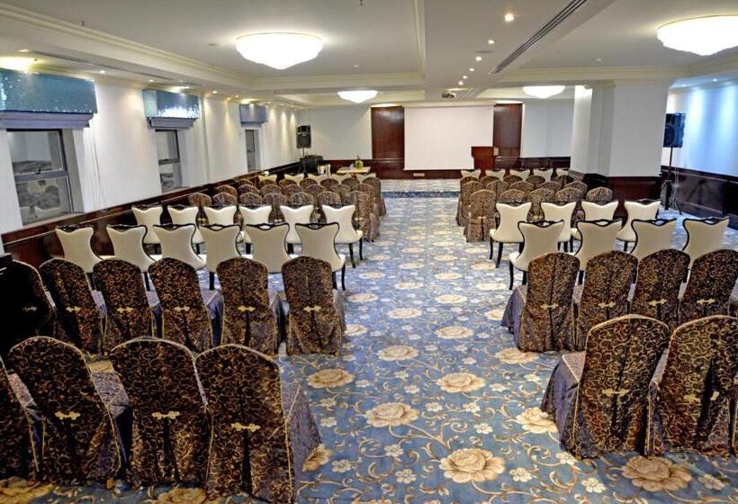 فندق Grandeur East