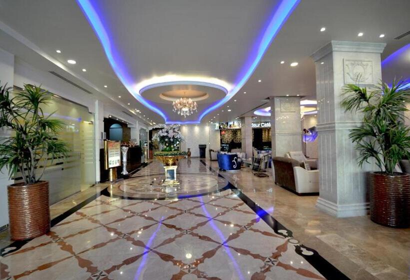 فندق Grandeur East