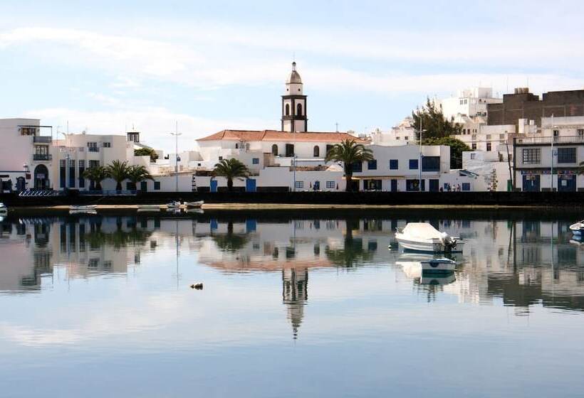 فندق Hostal San Gines