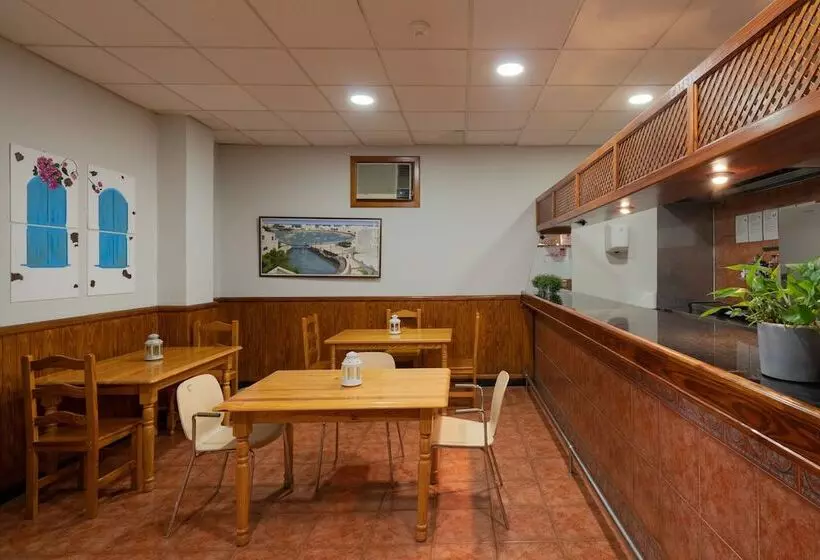 ホテル Hostal San Gines