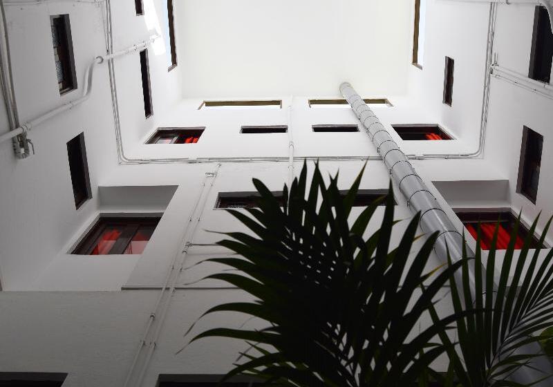 فندق Hostal San Gines