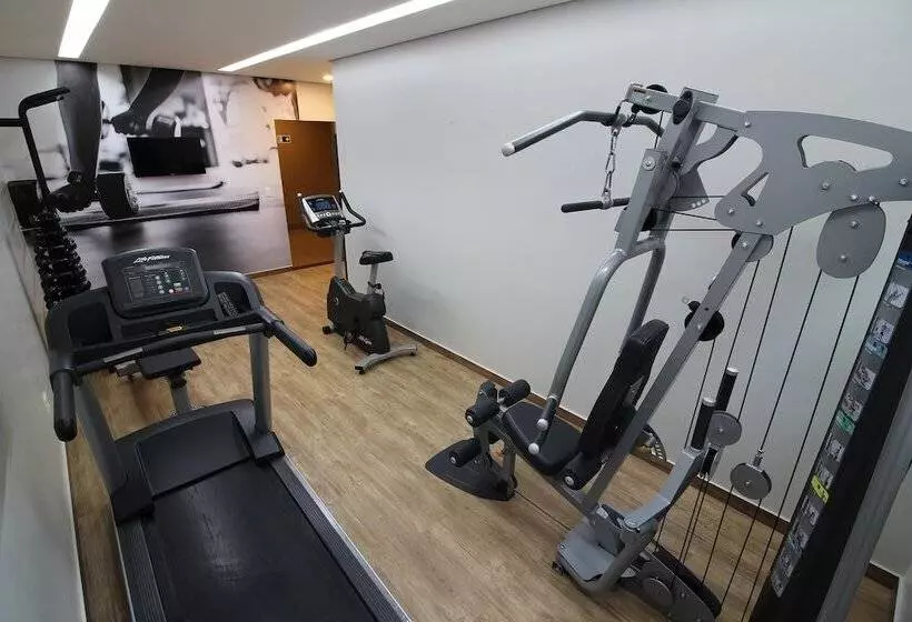 ホテル Impar Suites Barao De Cocais