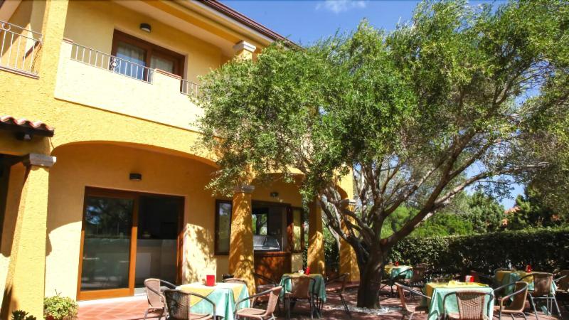 Отель Lu Pitrali