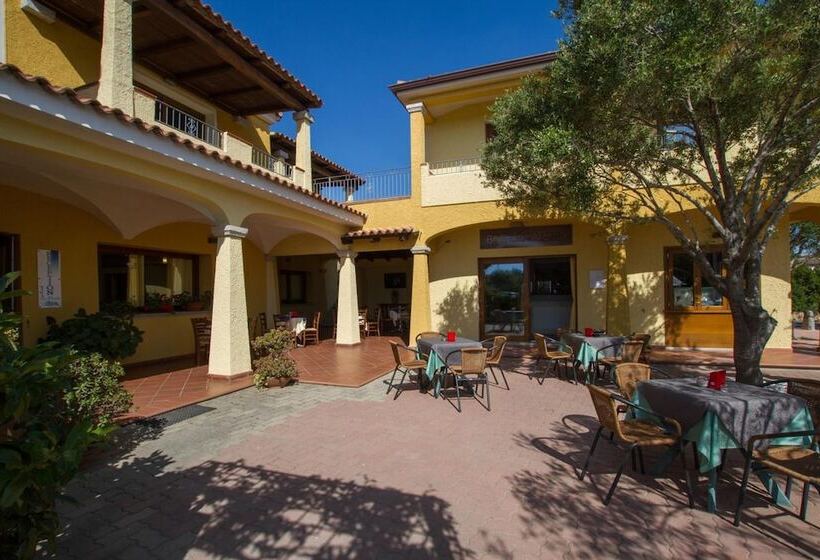 Отель Lu Pitrali