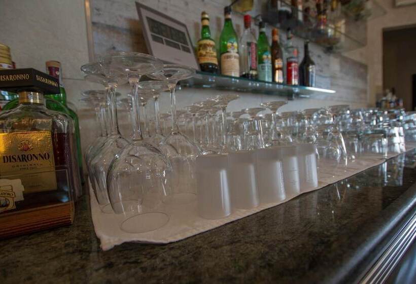 Отель Lu Pitrali