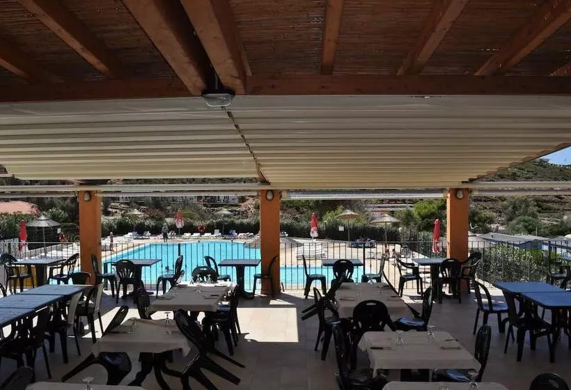 Lomakeskus Happy Camp In Camping Tonnara