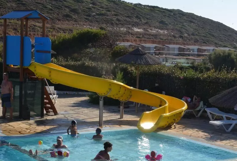 Lomakeskus Happy Camp In Camping Tonnara