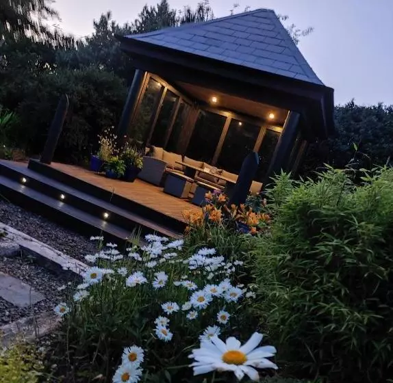 ベッドアンドブレックファースト Apartments At Ballinsheen House & Gardens