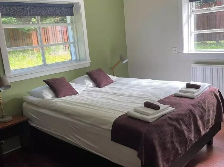 Aamiaismajoitus (B&B) Guesthouse Grái Hundurinn