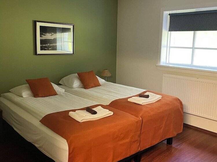 تختخواب و صبحانه Guesthouse Grái Hundurinn