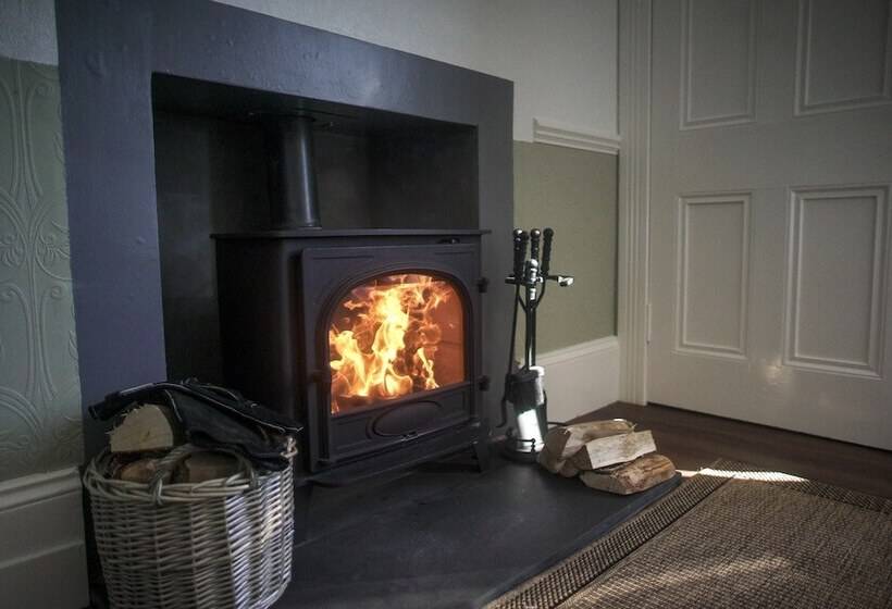 Firtree Bed And Breakfast At Galvelbeg House