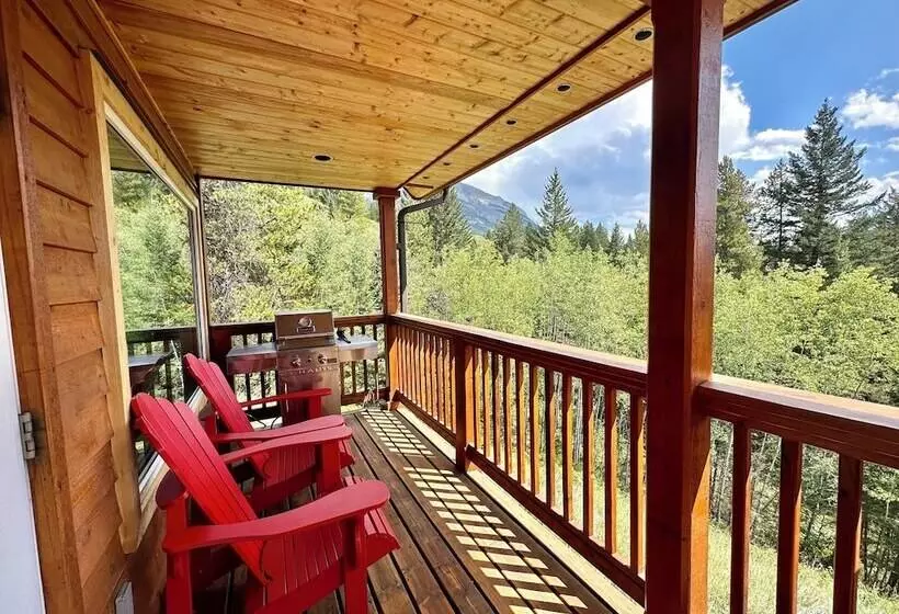 Canmore Alpine Hostel   Alpine Club Of Canada