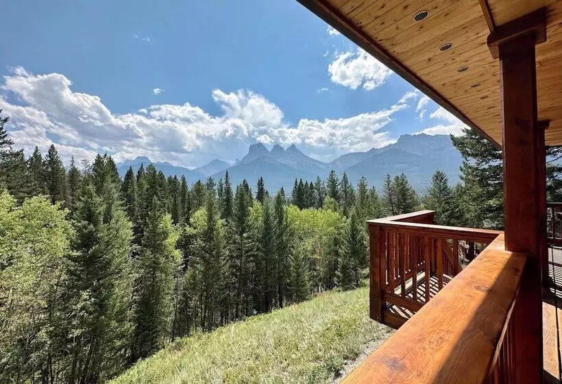 Canmore Alpine Hostel   Alpine Club Of Canada