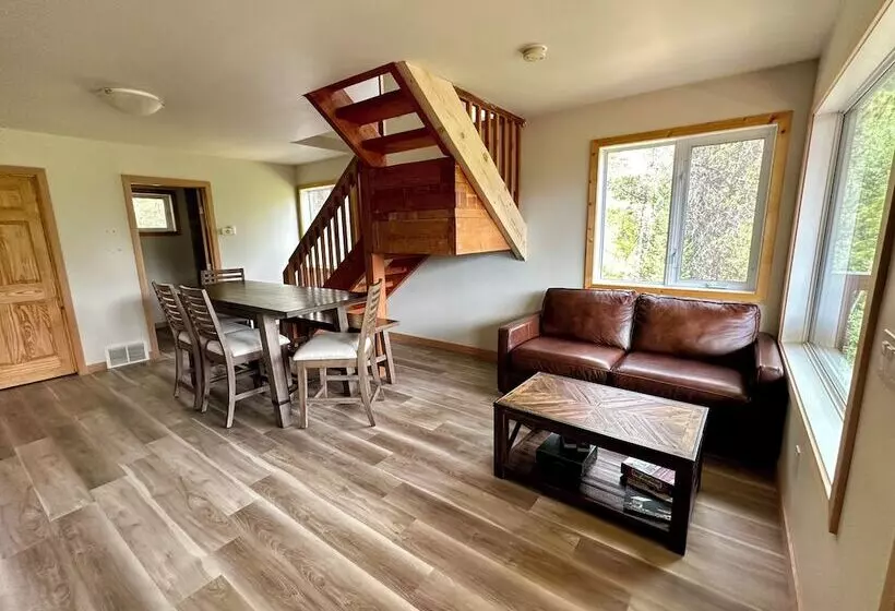 Canmore Alpine Hostel   Alpine Club Of Canada