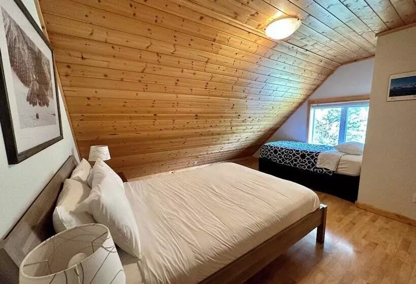 Canmore Alpine Hostel   Alpine Club Of Canada