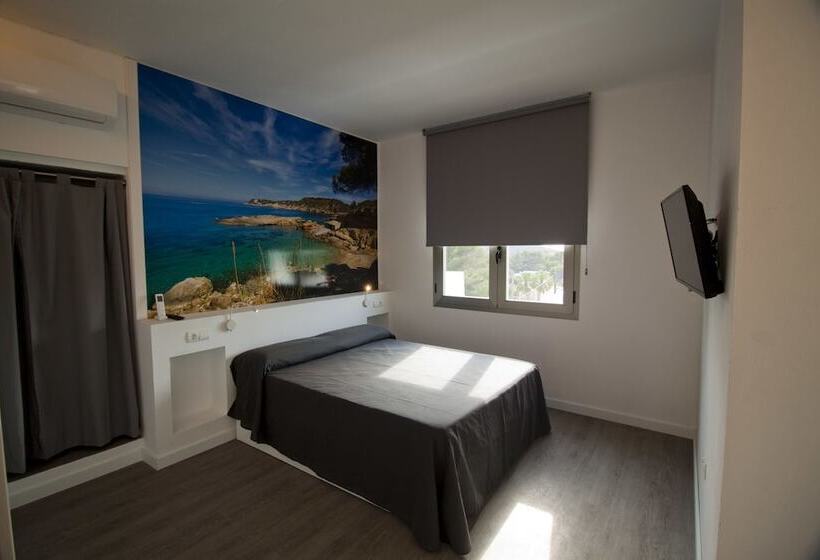 Hostal Sa Vinya Suites