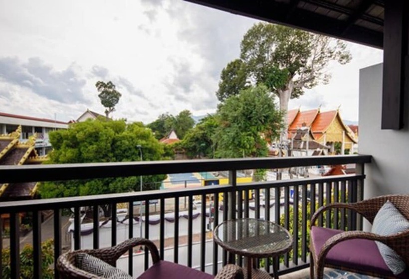 هتل Chala Number 6