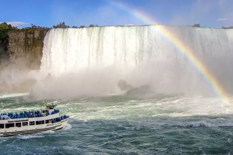 هتل Comfort Inn & Suites Niagara Falls Blvd Usa