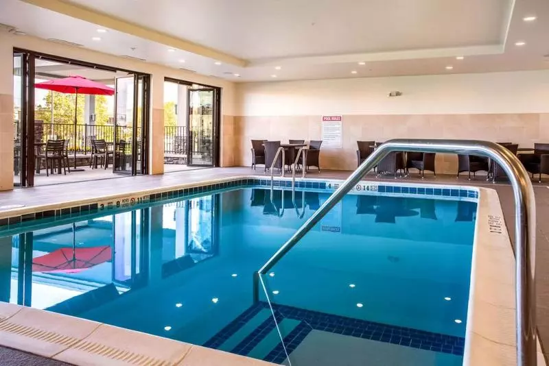 هتل Comfort Inn & Suites Niagara Falls Blvd Usa