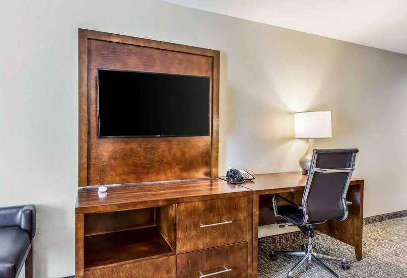 Hotelli Comfort Suites