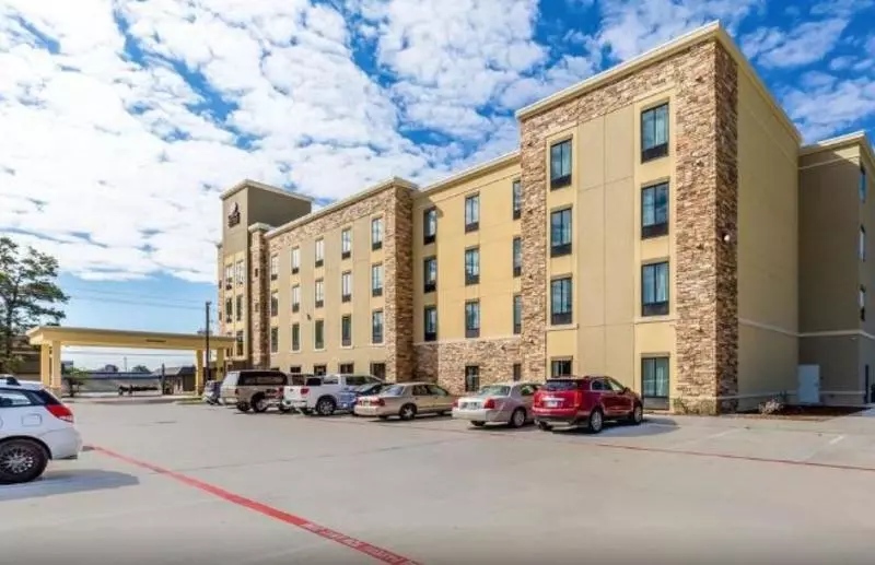 Hotelli Comfort Suites